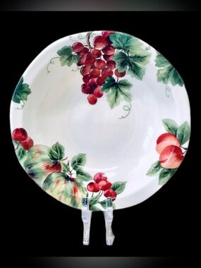 Royal Doulton Everyday Fine China Vintage Grape Pattern Cereal Soup Bowl 1994